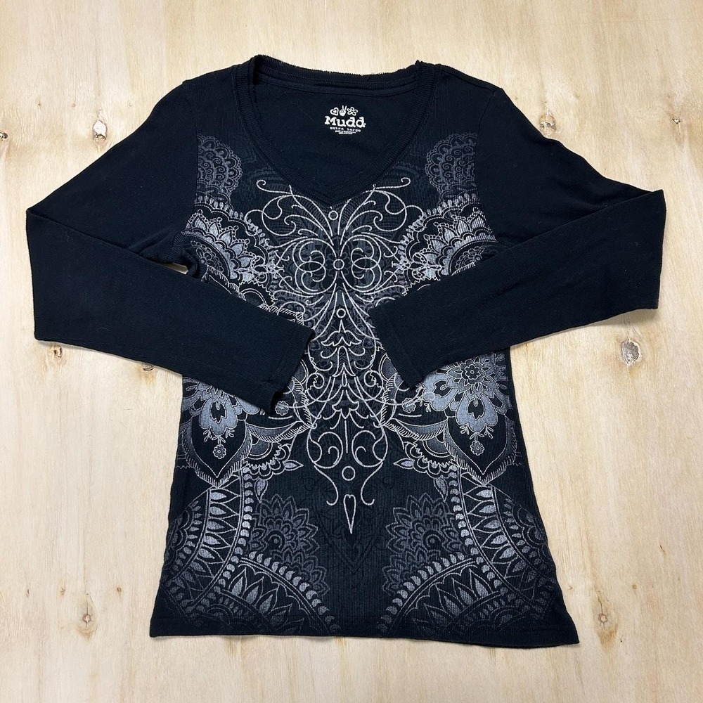 Y2K Mudd Shirt XL Black Floral Scroll Graphic V Neck Long Sleeve Ribbed Top